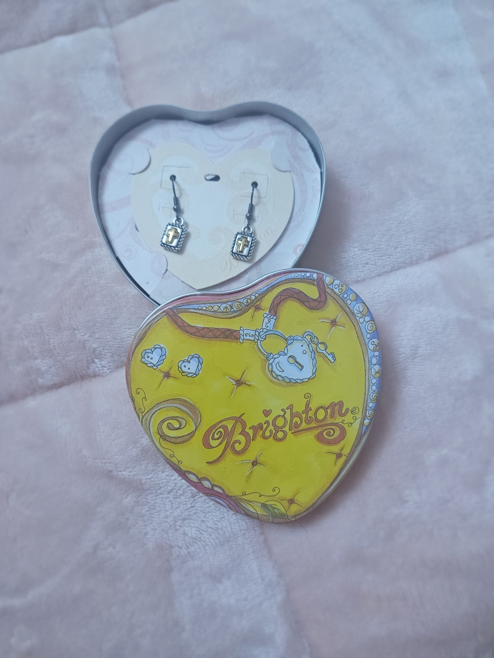 Brighton Yellow Heart Jewelry Tin with Orignal Cross Earrings